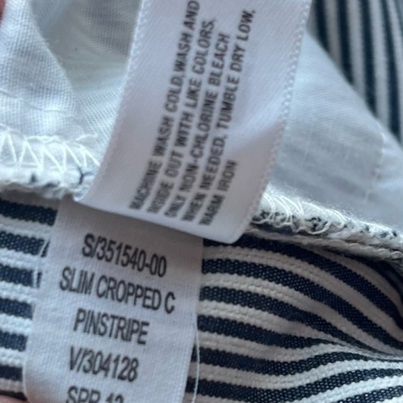 Gap • White Navy Railroad Stripe Slim Crop Pants - Picture 6 of 6